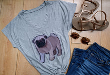 Cargar imagen en el visor de la galería, Blusa con Perro Pug
