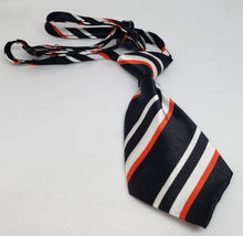 Cargar imagen en el visor de la galería, Corbata para perro o gato negra con rayas blancas y rojas
